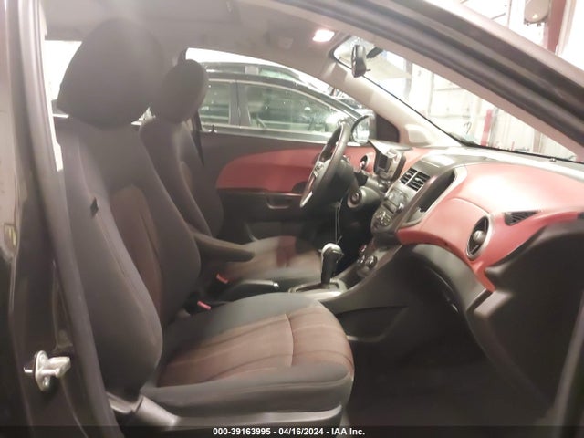 Chevrolet Sonic Lt Auto 2014 1G1JC6SB4E4166270 Image 5
