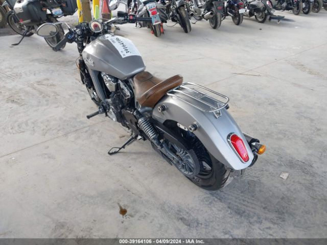 2015 INDIAN MOTORCYCLE CO. SCOUT 56KMSA007F3102561 Photo 2