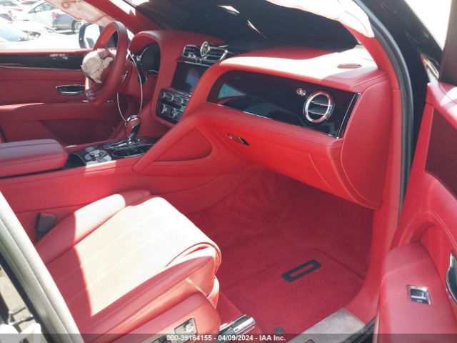 2023 BENTLEY BENTAYGA SJAHT2ZV1PC020451 Photo 4