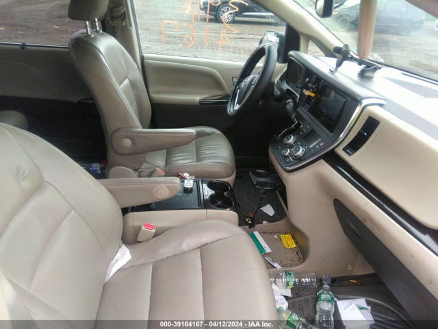 Toyota Sienna Xle 8 Passenger 2015 5TDYK3DC4FS545191 Image 5