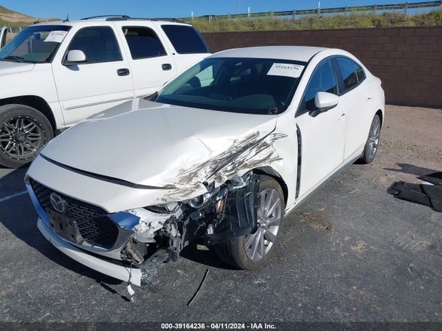 Mazda Mazda3 Select 2022 3MZBPABLXNM313186 Image 2