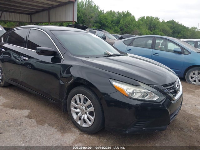 Nissan Altima 2.5 S 2018 1N4AL3AP5JC129947 главное изображение