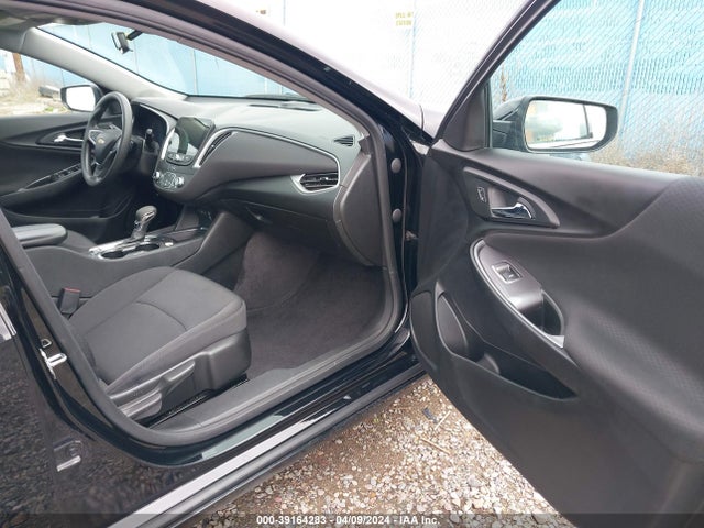 Продажа на аукционе авто 2022 Chevrolet Malibu Fwd Lt, vin: 1G1ZD5ST9NF148015, номер лота: 39164283
