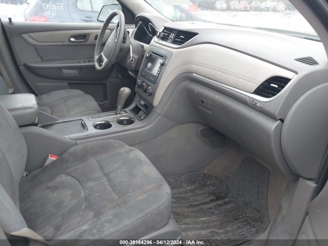 Chevrolet Traverse Ls 2017 1GNKVFED1HJ198660 Image 5