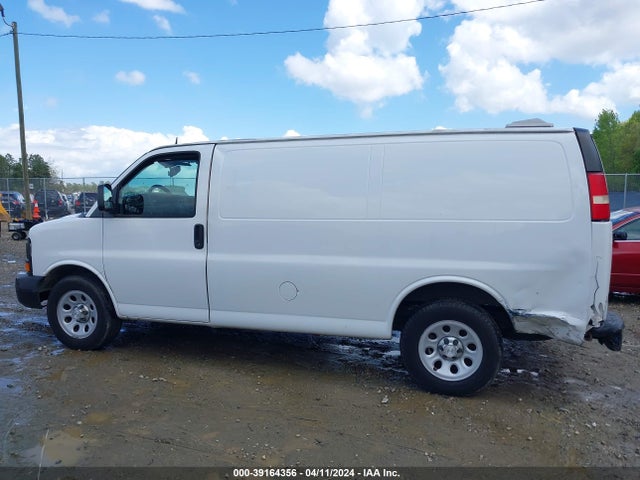 Chevrolet Express 1500 Work Van 2014 1GCSGAFX5E1189213 Image 14