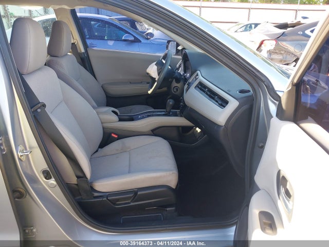 Honda HR-V LX 2017 3CZRU5H33HG702290 Image 5