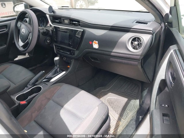 Toyota COROLLA LE 2019 5YFBURHEXKP936623 Image 5