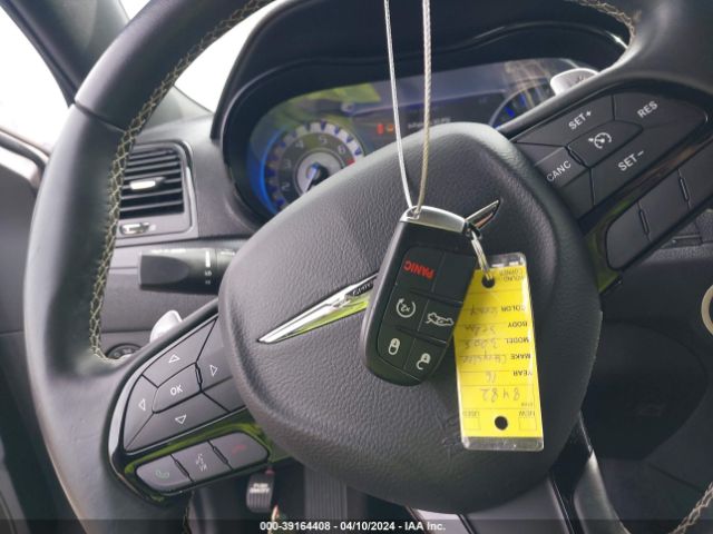 2C3CCAGG4GH329453 Chrysler 300 300s
