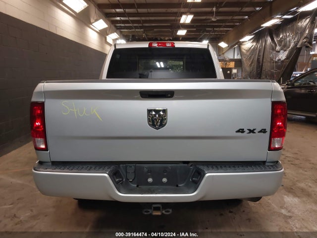 RAM 1500 Express  4x4 5'7 Box 2017 1C6RR7KG8HS728849 Image 16