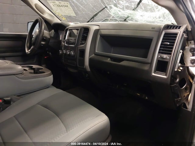 RAM 1500 Express  4x4 5'7 Box 2017 1C6RR7KG8HS728849 Image 5