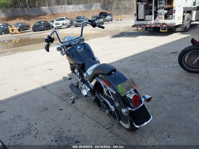 2016 HARLEY-DAVIDSON FLSTN 1HD1JDV19GB013725 Photo 2