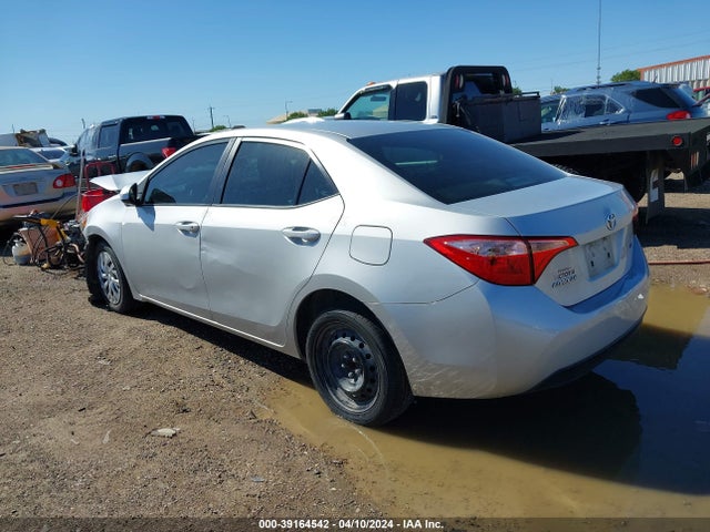 Toyota COROLLA LE 2019 5YFBURHE5KP891400 Image 3