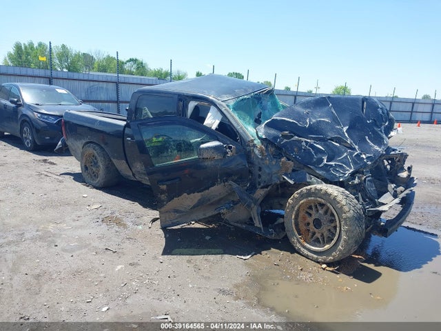 2017 1C6RR7MT5HS838185 main image