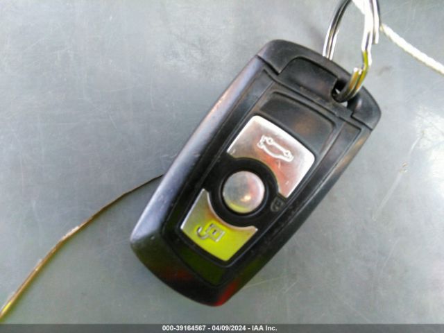WBA3B1C50EP678652 BMW 320i