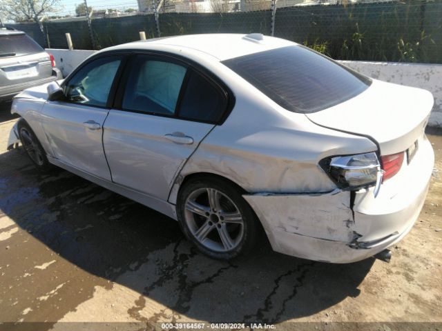 WBA3B1C50EP678652 BMW 320i
