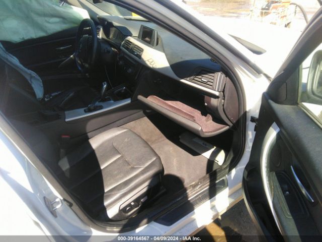 WBA3B1C50EP678652 BMW 320i