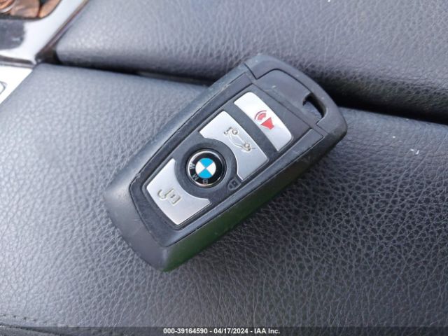 WBA5A5C5XFD520440 BMW 528I