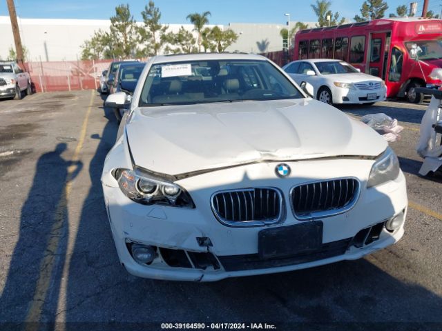 WBA5A5C5XFD520440 BMW 528I