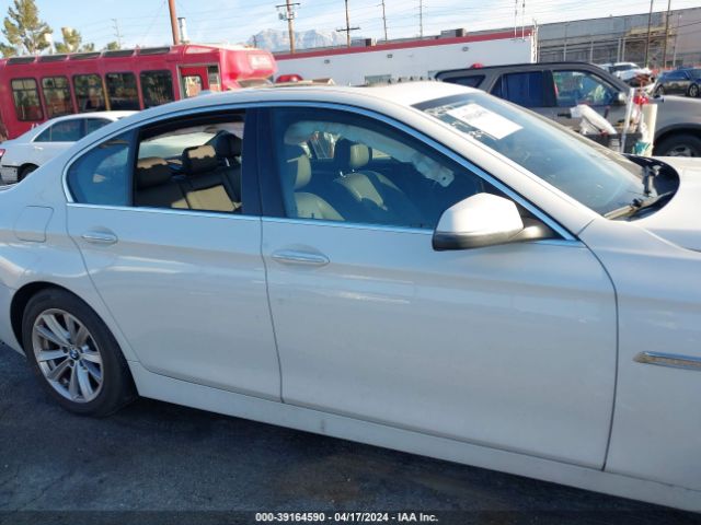 WBA5A5C5XFD520440 BMW 528I