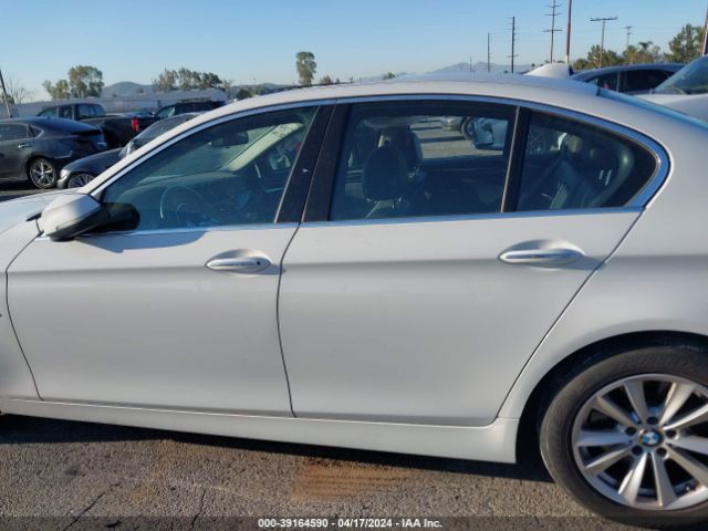 WBA5A5C5XFD520440 BMW 528I