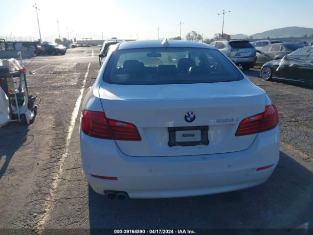 WBA5A5C5XFD520440 BMW 528I