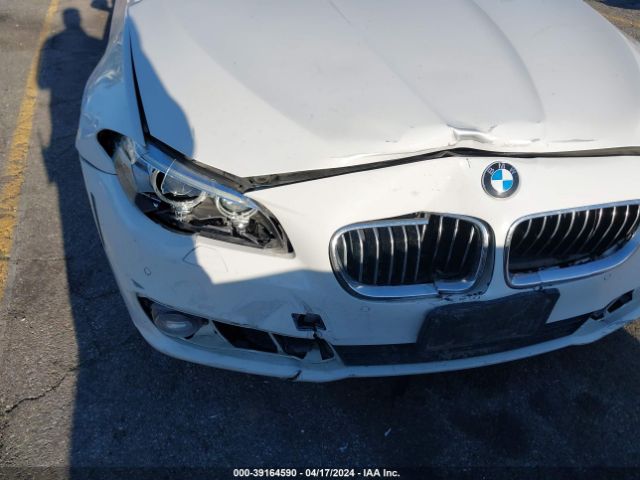 WBA5A5C5XFD520440 BMW 528I
