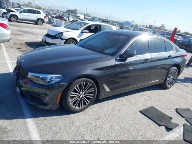 WBAJA7C56KG911703 BMW 530i Xdrive