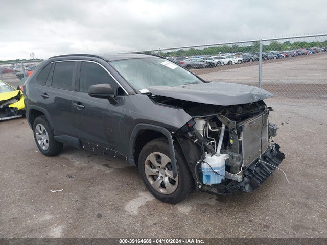 Toyota RAV4 LE 2020 2T3H1RFV0LW073117 головне зображення
