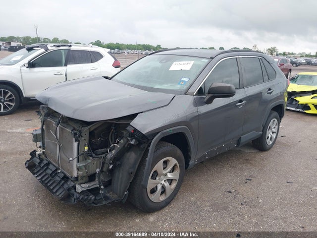 Toyota RAV4 LE 2020 2T3H1RFV0LW073117 Image 2