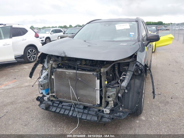 Toyota RAV4 LE 2020 2T3H1RFV0LW073117 Image 6