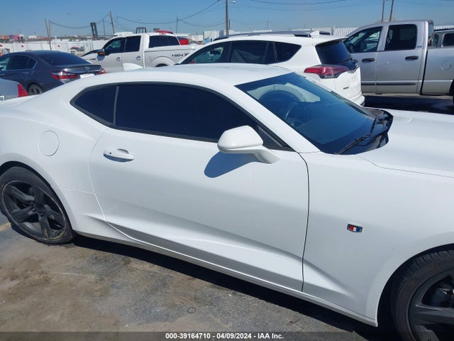 Chevrolet Camaro 2lt 2017 1G1FD1RS2H0190235 Image 13