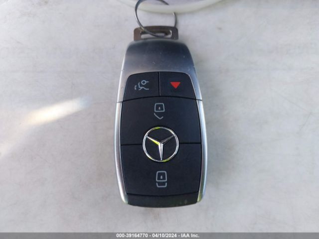 55SWF8DB9LU322949 Mercedes-Benz C 300