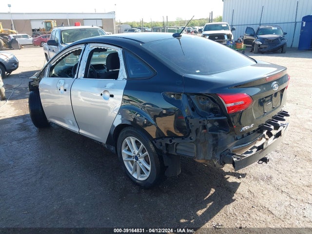 Ford FOCUS SE 2015 1FADP3F2XFL240127 Image 3