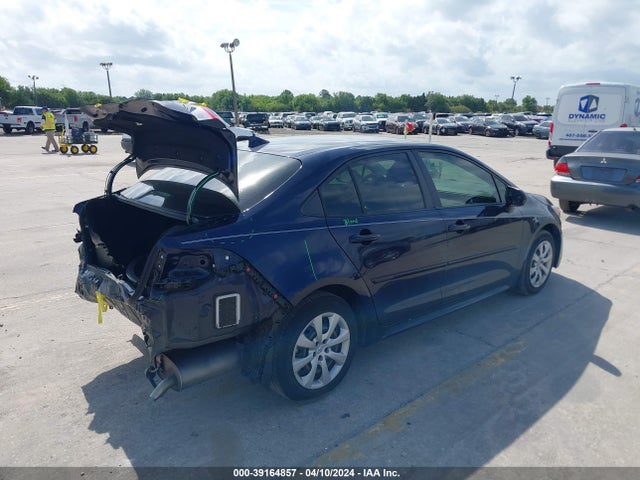 Toyota COROLLA LE 2021 JTDEPMAE3MJ137937 Image 4