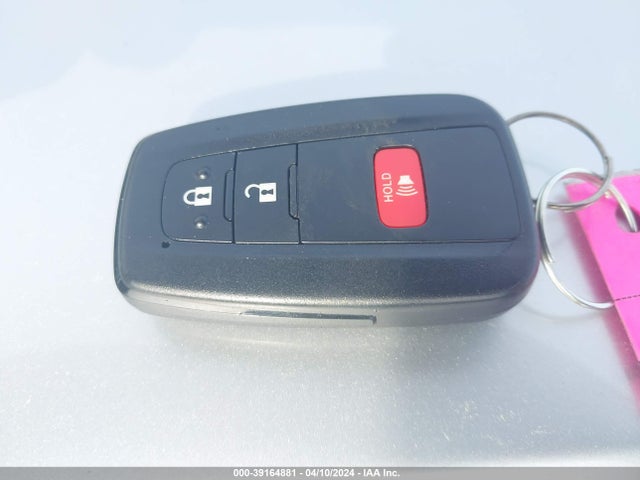 Toyota Prius Two 2017 JTDKBRFUXH3047662 Image 11