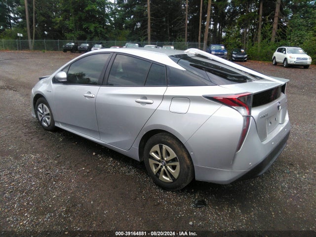 Toyota Prius Two 2017 JTDKBRFUXH3047662 Image 3