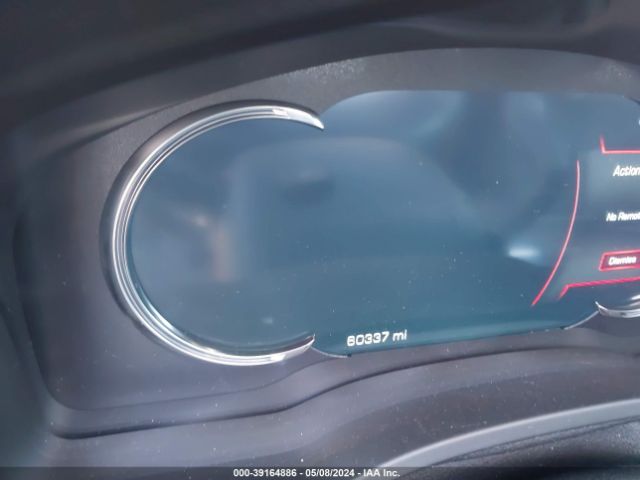 1GYS4CKJ1JR178074 Cadillac Escalade Premium Luxury