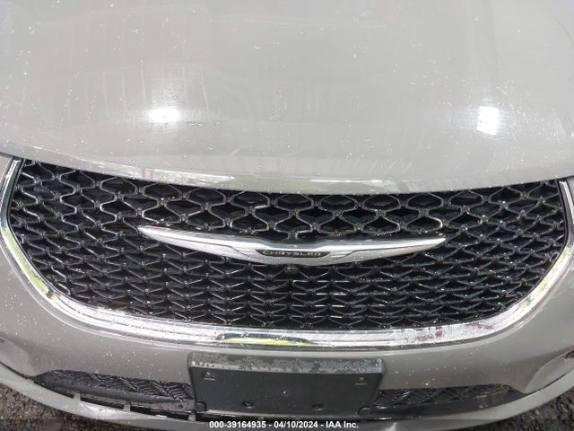 2C4RC1BG4MR589144 Chrysler Pacifica Touring L