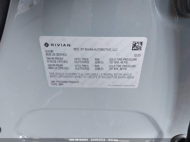 Rivian R1s Adventure 2023 7PDSGABA7PN004701 Image 9