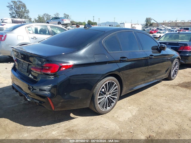 WBA53BH02MWX31140 BMW 530I