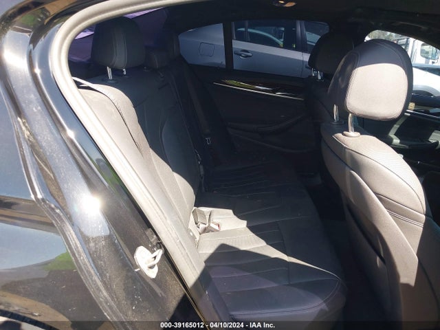 WBA53BH02MWX31140 BMW 530I