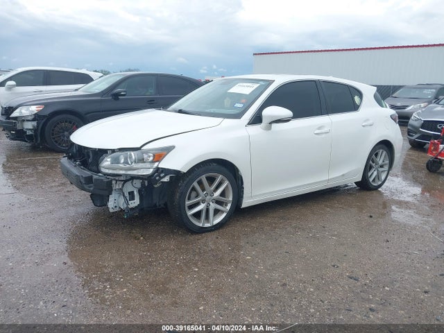 JTHKD5BH7F2213844 Lexus CT 200H
