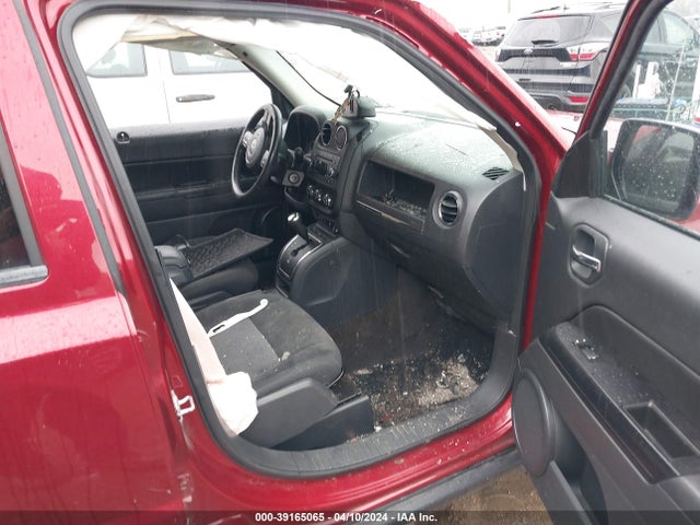 Jeep Patriot Latitude 2016 1C4NJRFB4GD619638 Image 5