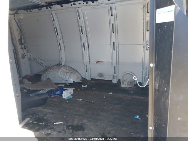 Chevrolet Express 2500 Work Van 2018 1GCWGAFP4J1339520 Image 8