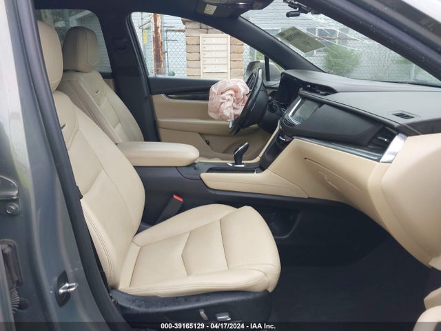 1GYKNARS8KZ111280 Cadillac Xt5 Standard