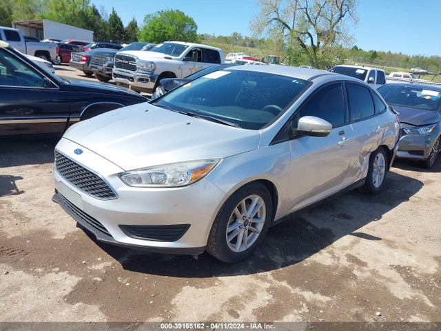 Ford FOCUS SE 2016 1FADP3F2XGL220901 Image 2