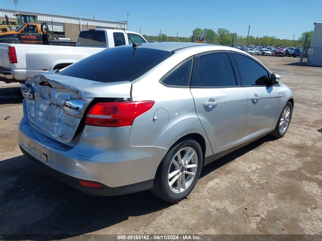 Ford FOCUS SE 2016 1FADP3F2XGL220901 Image 4