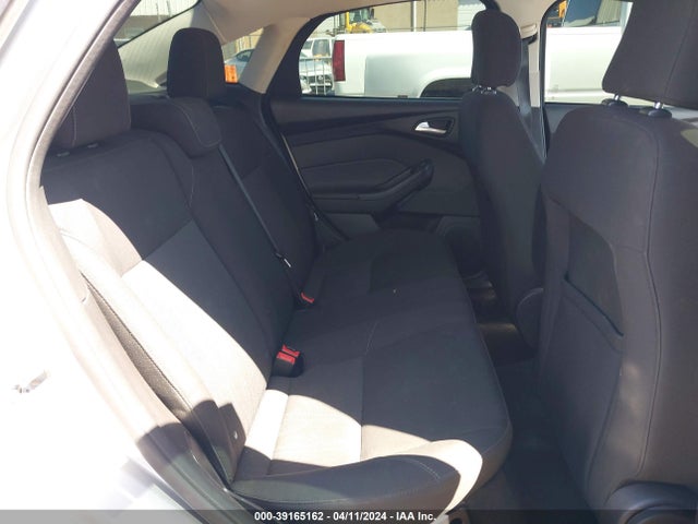 Ford FOCUS SE 2016 1FADP3F2XGL220901 Image 8