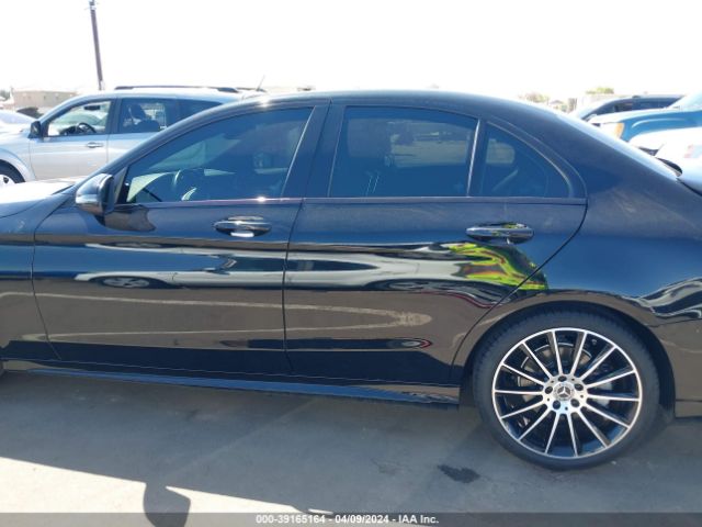 55SWF4JB1HU212241 Mercedes-Benz C 300 Luxury/sport