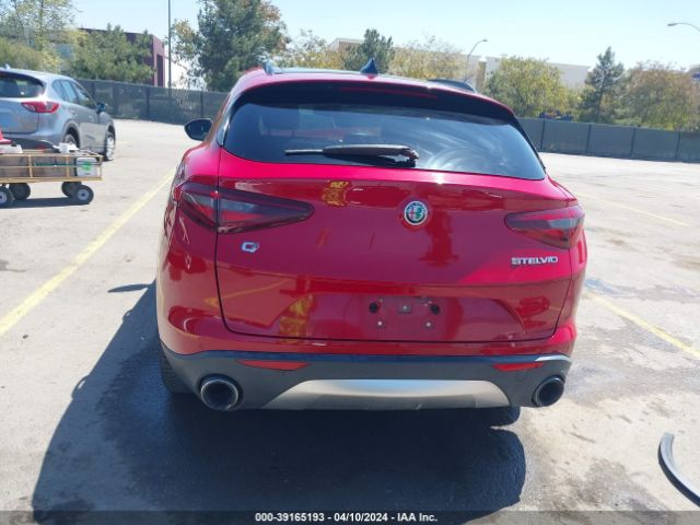 ZASFAKPN1J7B90704 Alfa Romeo Stelvio Sport Awd